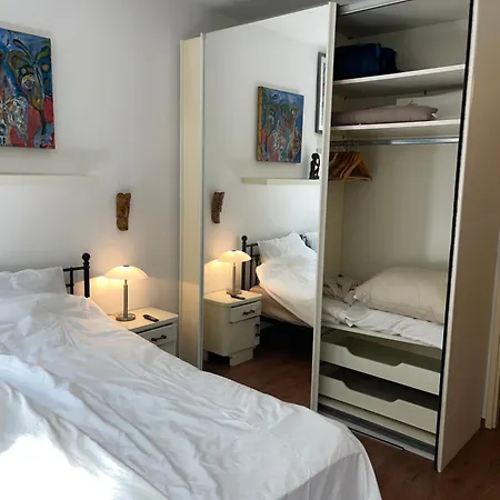 Bed & Breakfast Babylonix *