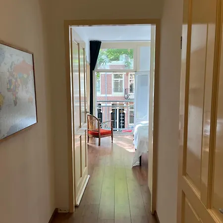 Babylonix Bed & Breakfast